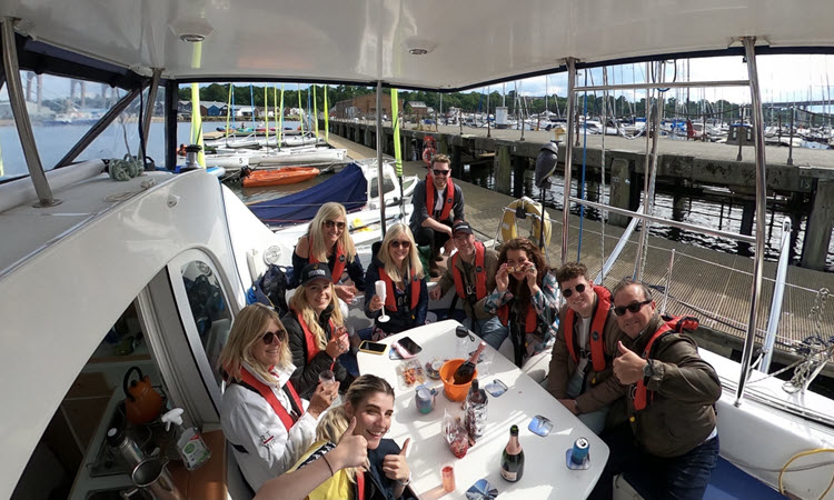 private-charter-upto-10-group-day-out-sailing