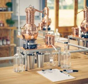 gin making experience in Distillery