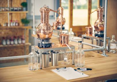 gin making experience in Distillery